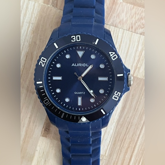 Auriol Men’s Watch Blue Case and Rubber Strap Stainless Luminous Hands - Picture 2 of 10